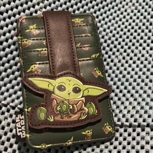 Star Wars Green Card Holder with Baby Yoda Design